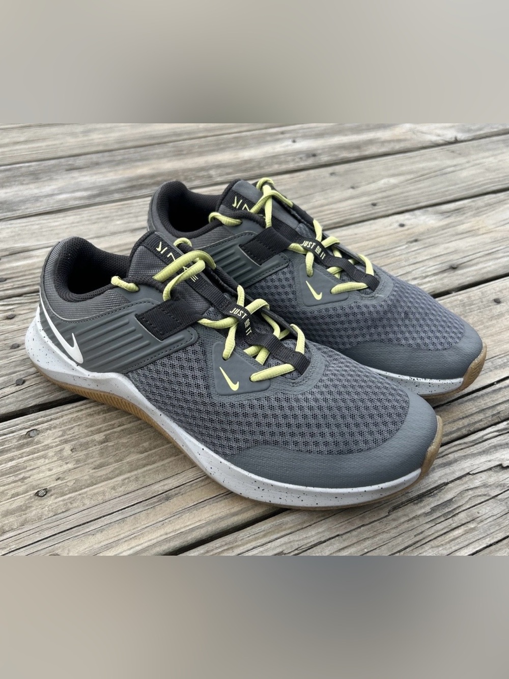 NEW-Nike MC Trainer Smoke Gray Gum Running Sneakers CU3580-007 Shoes-Mens 14